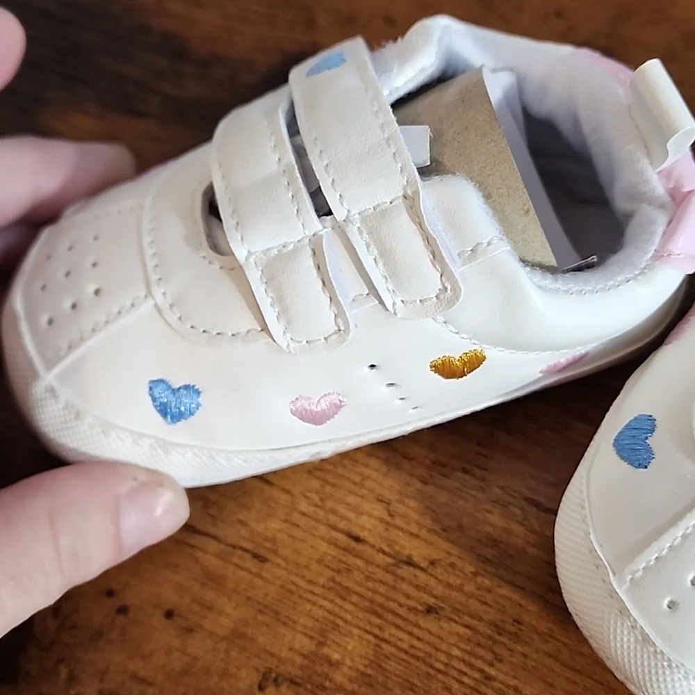 White and Blue Heart Baby Shoes Unisex Pu Leather Anti Slip Soft Soled Crawing